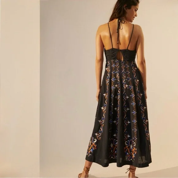 ANTHROPOLOGIE EMBROIDERED HALTER MIDI DRESS NAVY COMBO NEW SIZE 12 - Picture 4 of 9